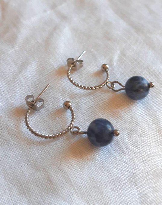 Boucles en acier argentées et Sodalite Nora